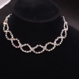 choker-styled iridescent crystal rhinestone necklace